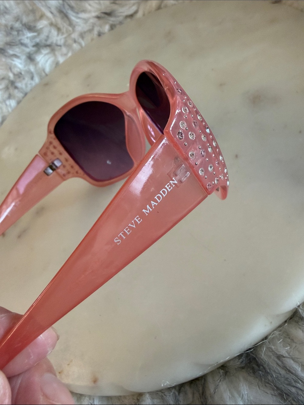 Steve Madden Women’s Pink Oversized Fashion Sunglasses